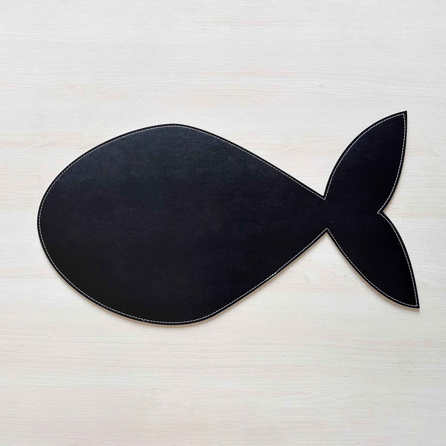 Pesce 57.3x27.6 cm
