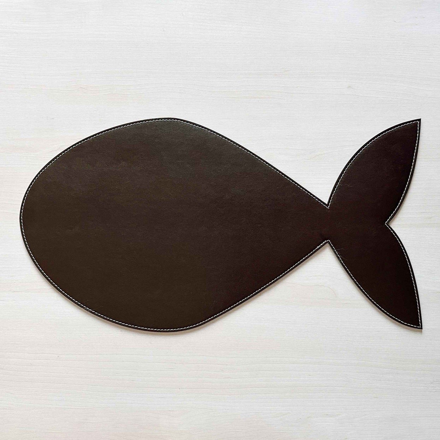 Pesce 57.3x27.6 cm