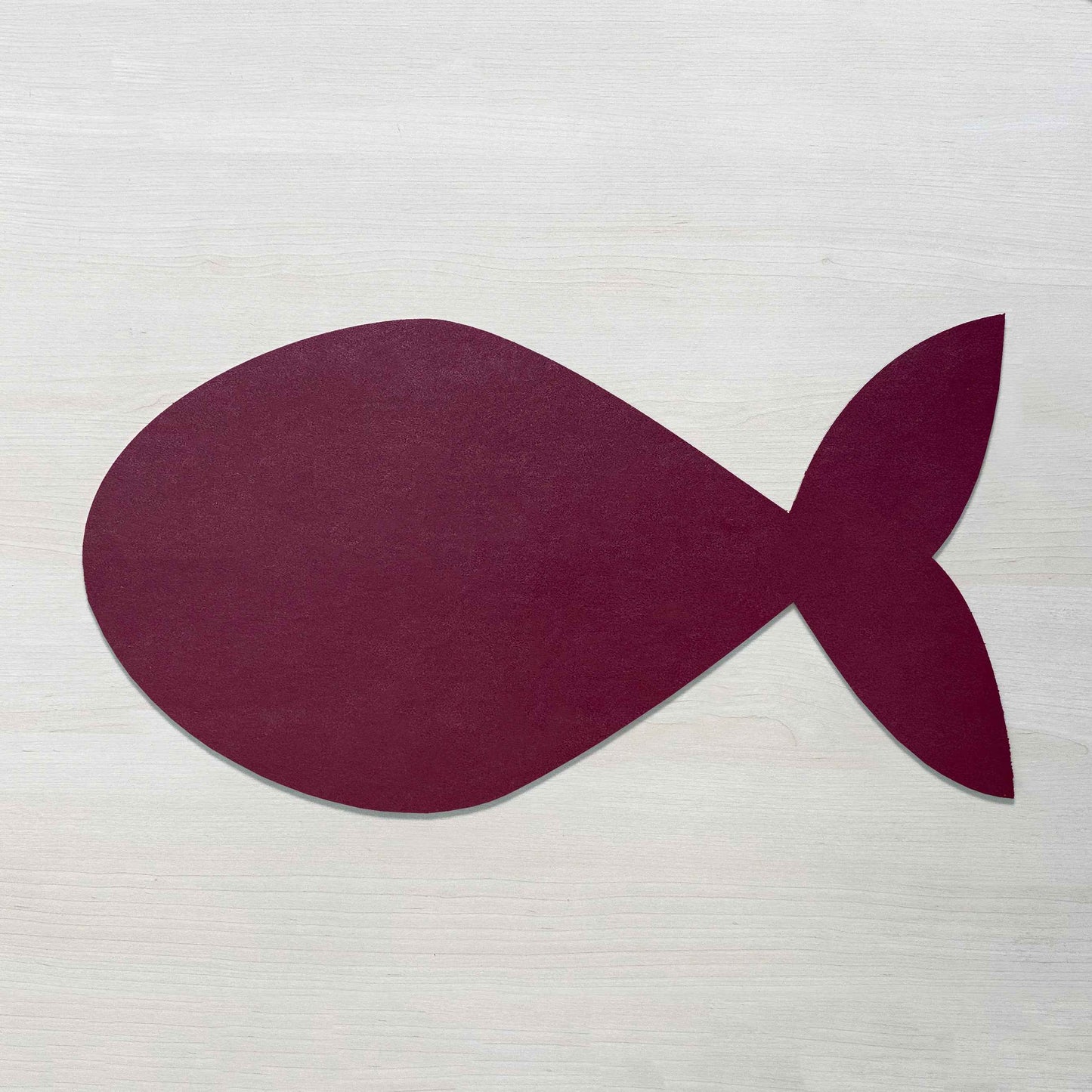 Pesce 57.3x27.6 cm