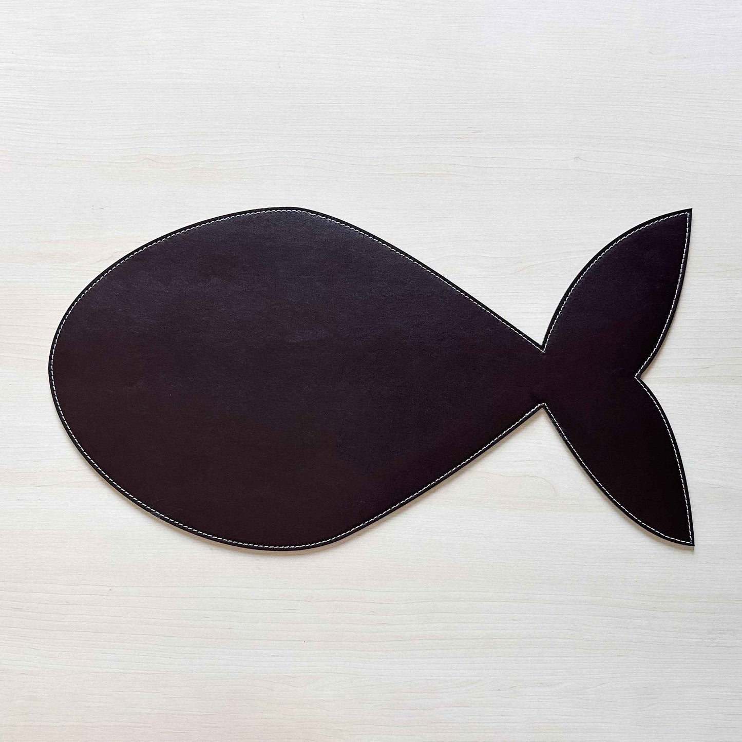 Pesce 57.3x27.6 cm